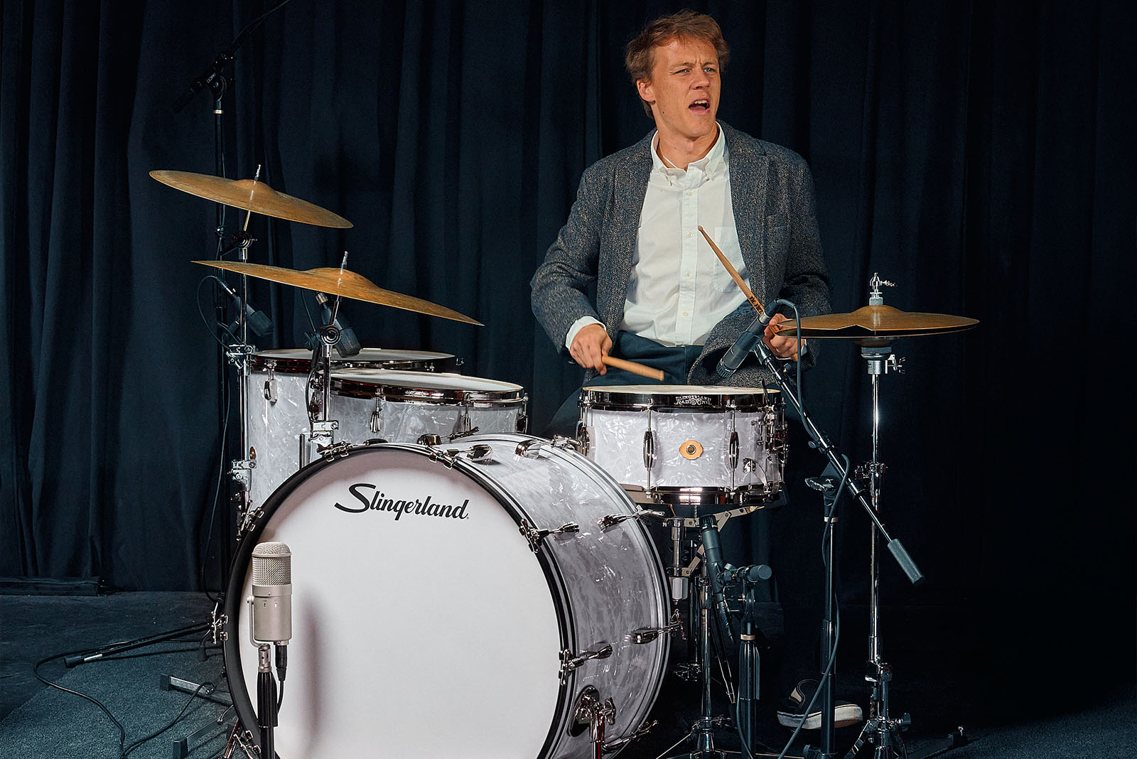 Slingerland is back.